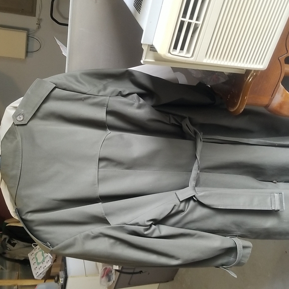 London Towne - Picture 4 of 6